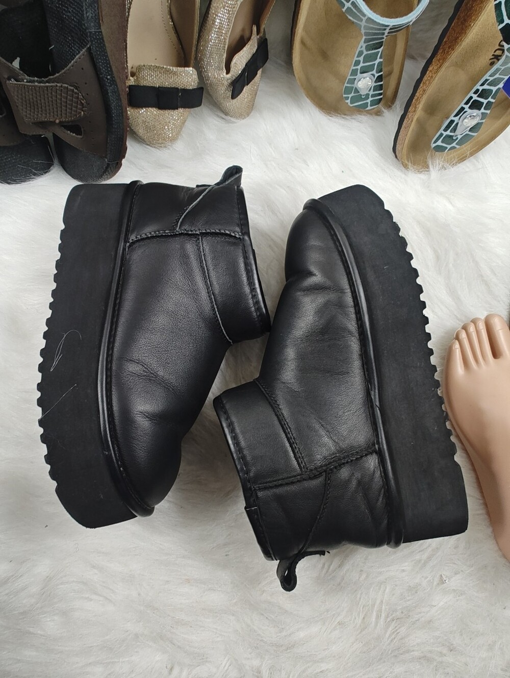Project Cloud Black Leather Platform Cozy Ankle Boots – Women's Size 9M - Picture 10 of 12